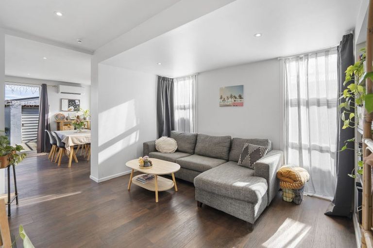 Photo of property in 521a Marine Parade, South New Brighton, Christchurch, 8062