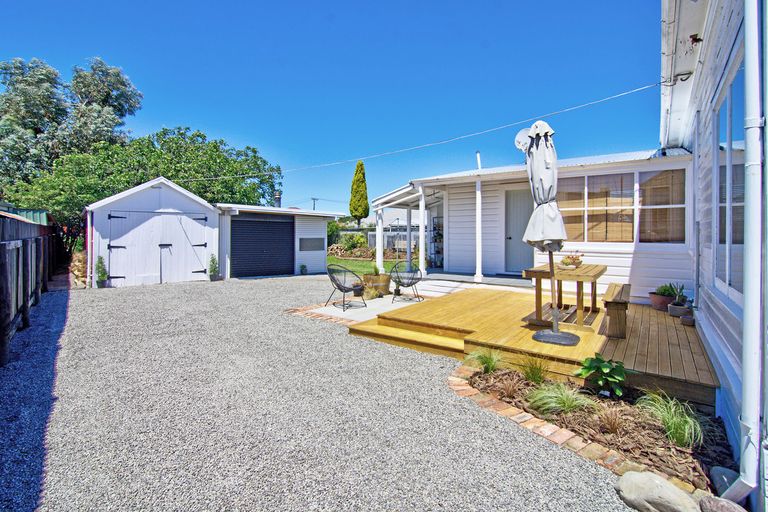 Photo of property in 64 Lincoln Road, Masterton, 5810