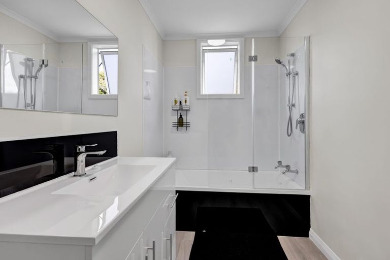 Photo of property in 29 Clifford Road, Eltham, 4322