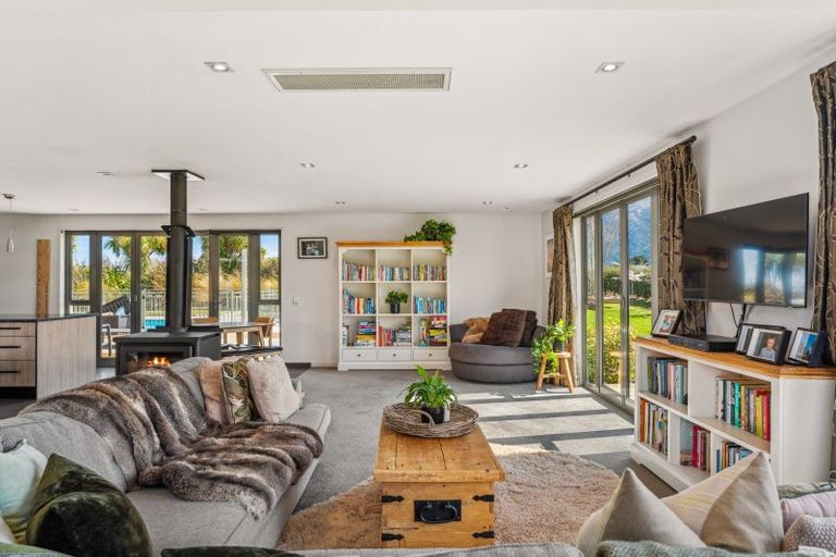 Photo of property in 42 Lichen Lane, Lake Hawea, Wanaka, 9382