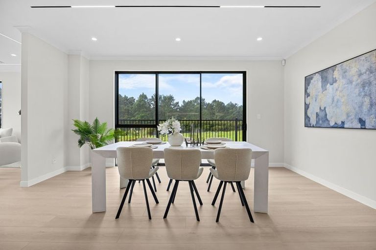 Photo of property in 17 Bremner Ridge Street, Flat Bush, Auckland, 2019