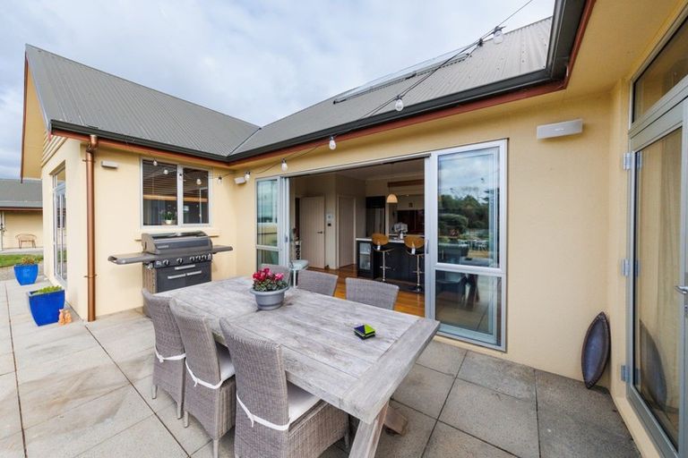 Photo of property in 86 Currins Road, Linton, Palmerston North, 4472