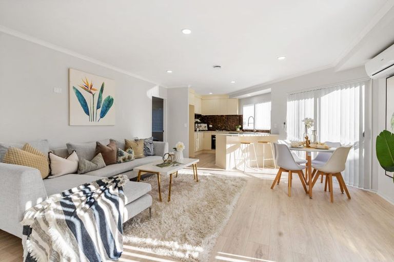 Photo of property in 3/8 Saints Court, Manurewa, Auckland, 2102