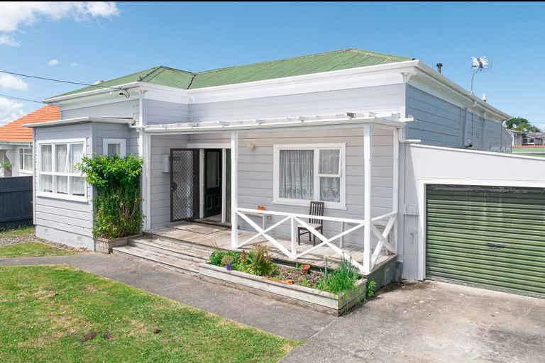 Photo of property in 65 Bell Street, Whanganui, 4500