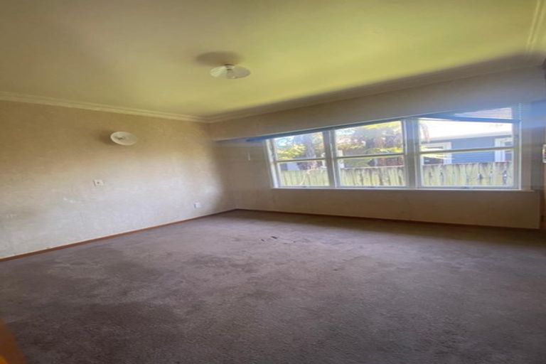 Photo of property in 107 Clevedon Road, Papakura, 2110