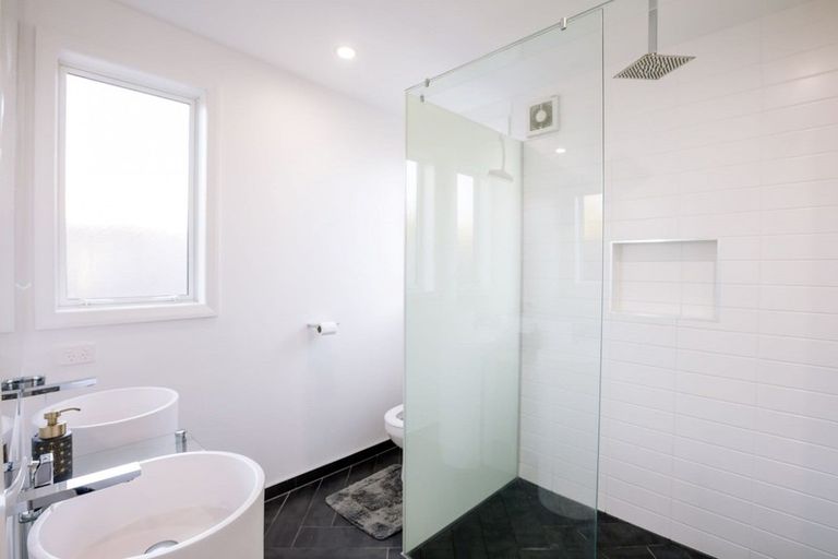 Photo of property in 9 Jellicoe Drive, Hamilton East, Hamilton, 3216