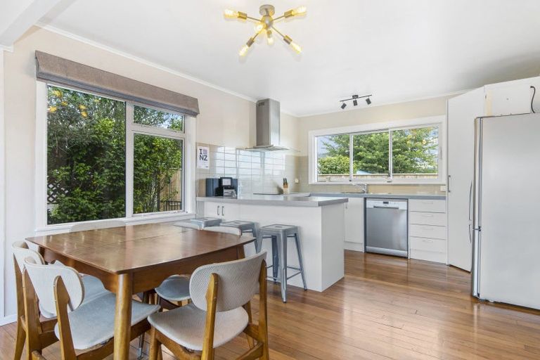 Photo of property in 9 Mckenzie Road, Owhata, Rotorua, 3010