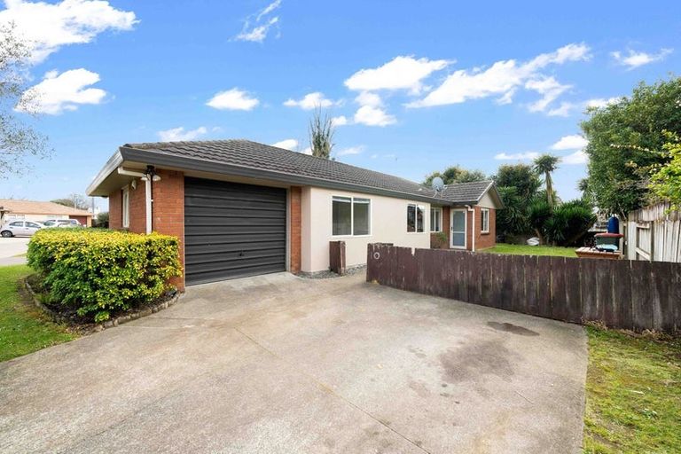 Photo of property in 10 Portrush Lane, Takanini, 2112