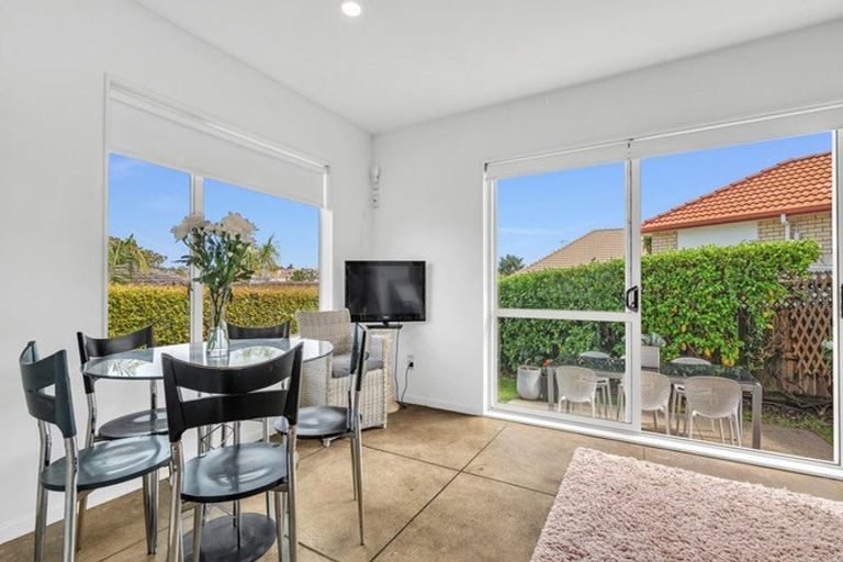 Photo of property in 21 Hendrika Court, Hobsonville, Auckland, 0618