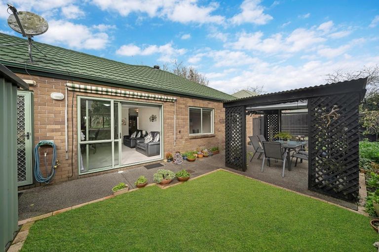 Photo of property in 6 Craiburn Street, Ranui, Auckland, 0612