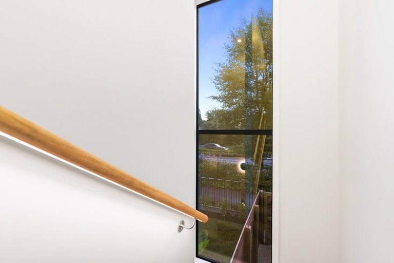 Photo of property in 1/64 Banbury Crescent, Fairfield, Hamilton, 3214