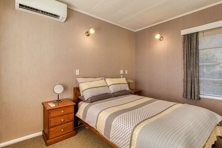 Photo of property in 161 Te Mata Road, Havelock North, 4130