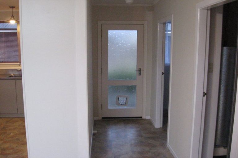 Photo of property in 26 Manu Crescent, Upper Vogeltown, New Plymouth, 4310