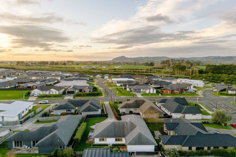 Photo of property in 93 Watkins Road, Cambridge, 3434