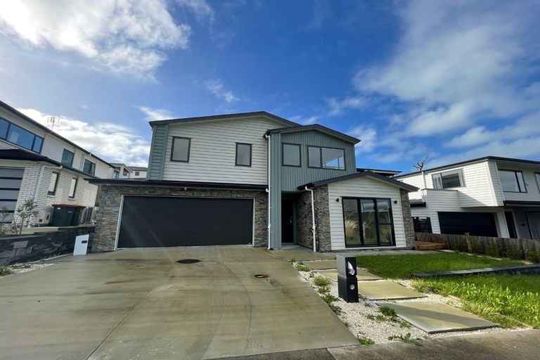 Photo of property in 20c Longshore Drive, Long Bay, Auckland, 0630