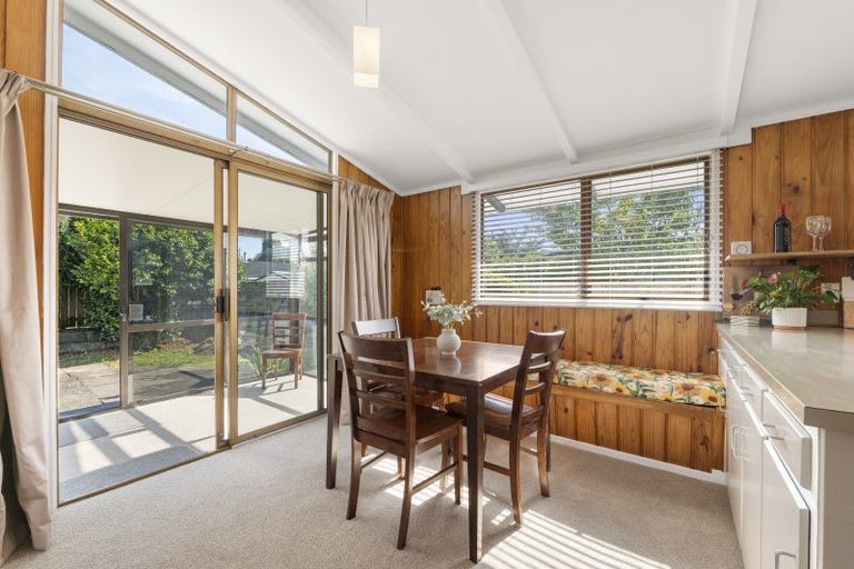 Photo of property in 14 Walsh Road, Westown, New Plymouth, 4310
