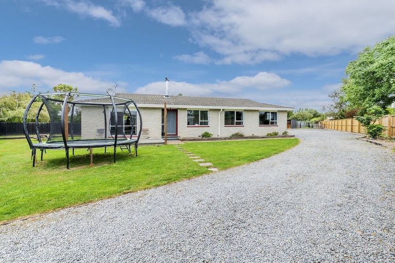 Photo of property in 4 Adelaide Street, Kirwee, Darfield, 7571