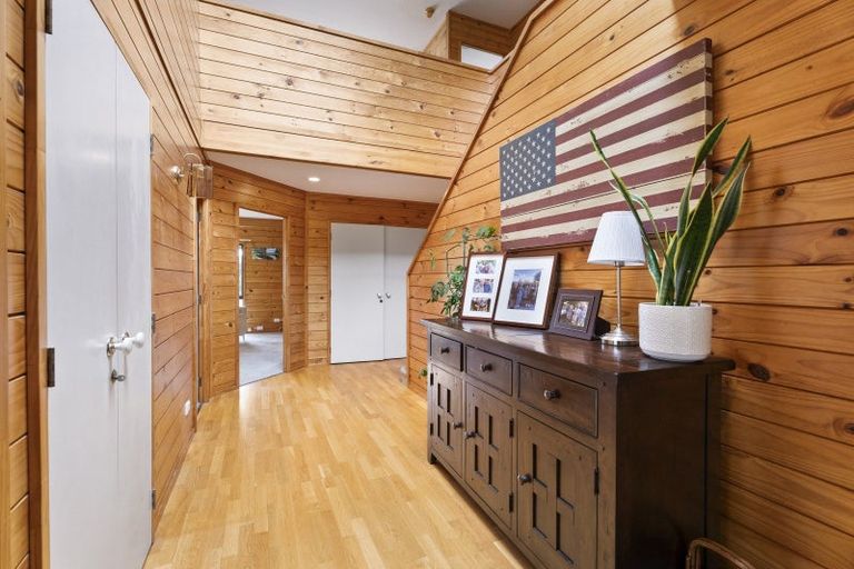 Photo of property in 16 Colchester Avenue, Glendowie, Auckland, 1071