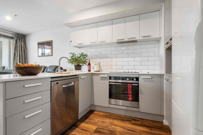 Photo of property in 104/25 Bute Road, Browns Bay, Auckland, 0630