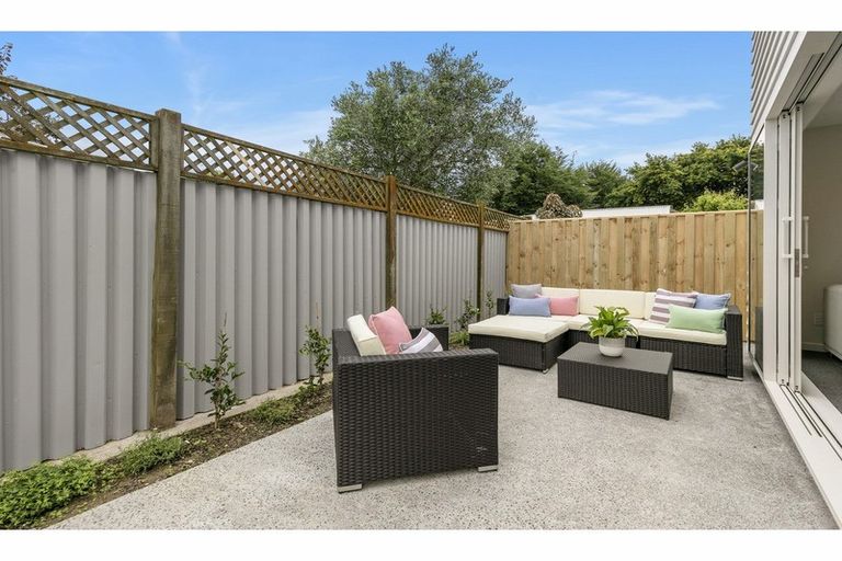 Photo of property in 11d Molesworth Street, Taita, Lower Hutt, 5011