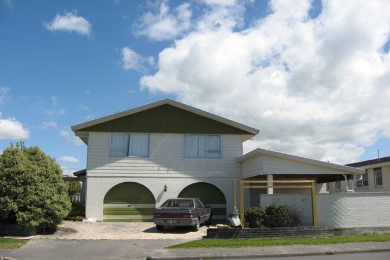 Photo of property in 23 Martyn Street, Rangiora, 7400