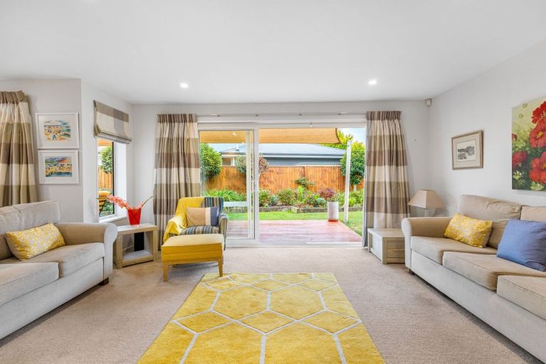 Photo of property in 5 Florin Place, Prebbleton, 7604