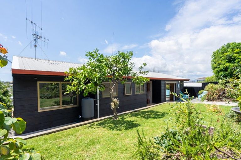 Photo of property in 239a Bellevue Road, Bellevue, Tauranga, 3110