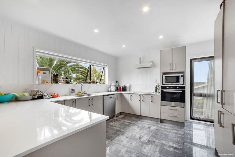 Photo of property in 43 Chequers Avenue, Glenfield, Auckland, 0629