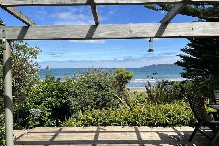 Photo of property in 23a Wharemauku Road, Raumati Beach, Paraparaumu, 5032
