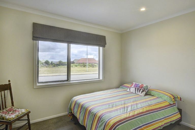 Photo of property in 64 Feist Street, Carterton, 5713