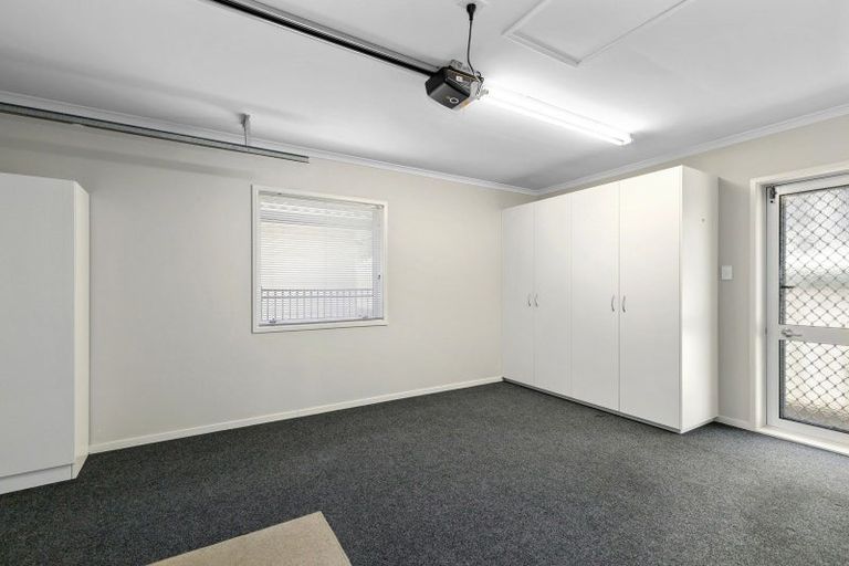 Photo of property in 27 Fraser Crescent, Elderslea, Upper Hutt, 5018