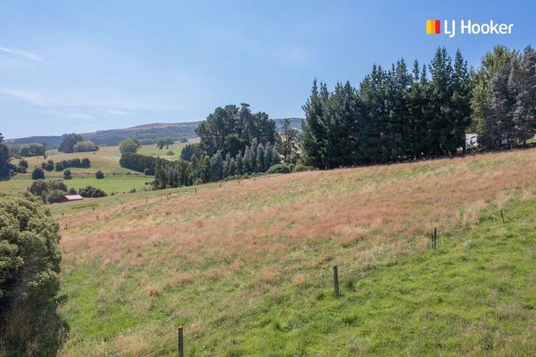 Photo of property in 4 Mcmeakin Road, Abbotsford, Dunedin, 9018