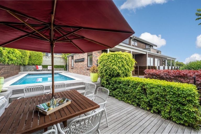 Photo of property in 3 Trident Place, Shelly Park, Auckland, 2014