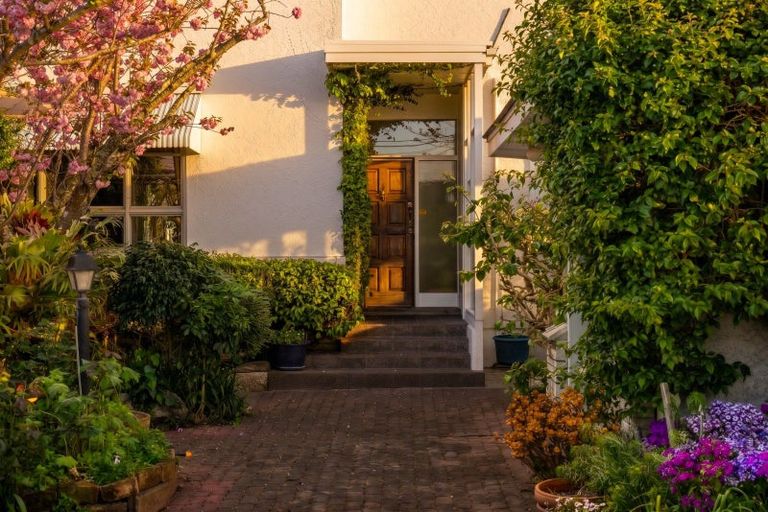 Photo of property in 49 Charles Street, Westshore, Napier, 4110