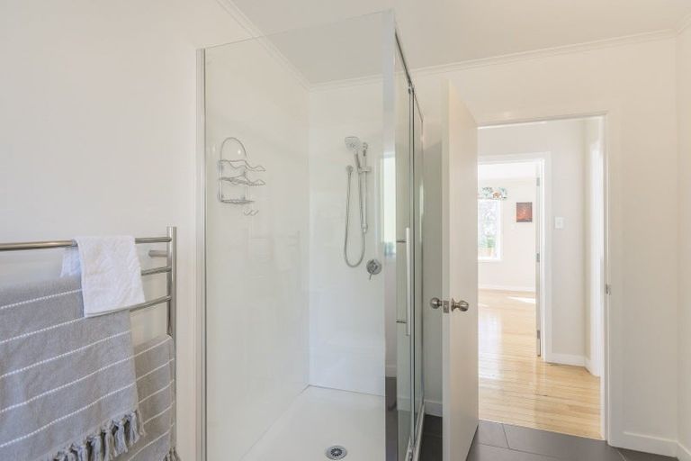 Photo of property in 42 Eatwell Avenue, Paraparaumu Beach, Paraparaumu, 5032