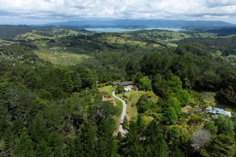Photo of property in 1264 Paponga Road, Kohukohu, 0491