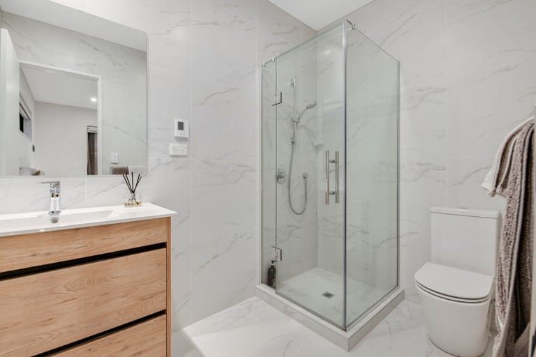 Photo of property in 22 Takurua Terrace, Orewa, 0931