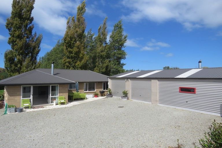 Photo of property in 54 Blue Stone Drive, Waiareka Junction, Oamaru, 9401