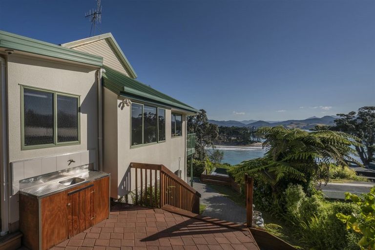 Photo of property in 4 Tairua Terrace, Tairua, 3508
