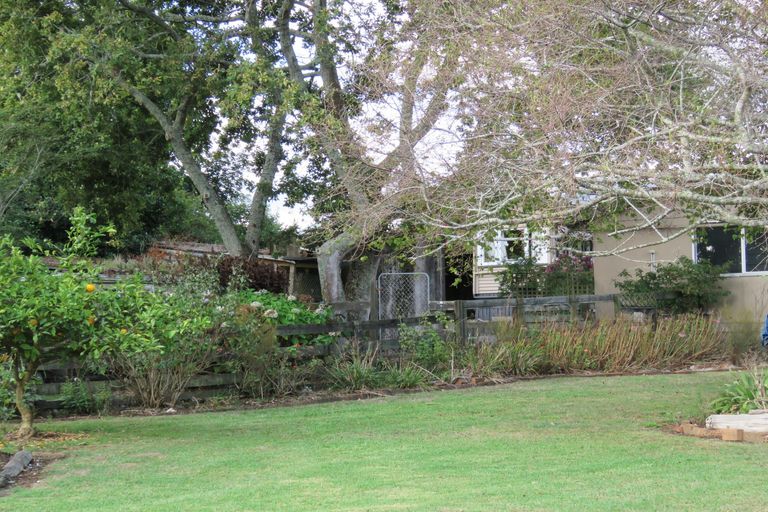 Photo of property in 1218 Great South Road, Runciman, Drury, 2578