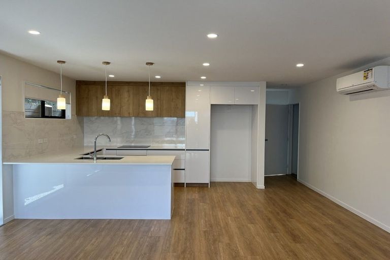 Photo of property in 2b Bendale Place, Papatoetoe, Auckland, 2025
