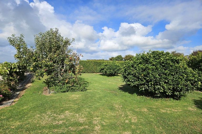 Photo of property in 2155c State Highway 2, Pukehina, 3186