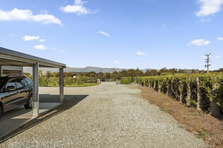 Photo of property in 911 Aubrey Road, Albert Town, Wanaka, 9305