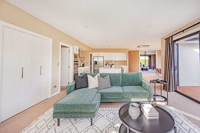 Photo of property in 2 Mcmullan Place, Oamaru North, Oamaru, 9400