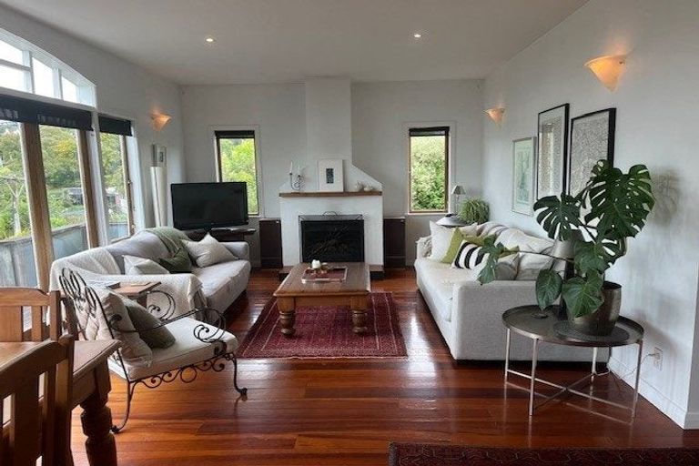 Photo of property in 7 Pah Road, Cockle Bay, Auckland, 2014