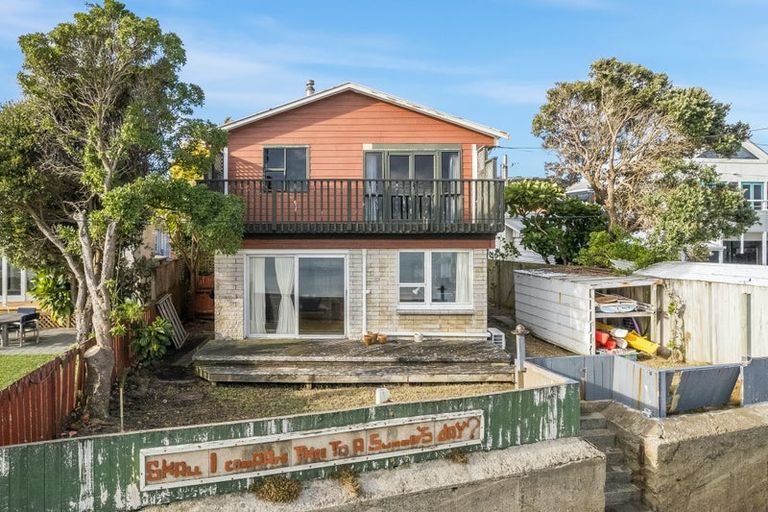 Photo of property in 22a Steyne Avenue, Plimmerton, Porirua, 5026