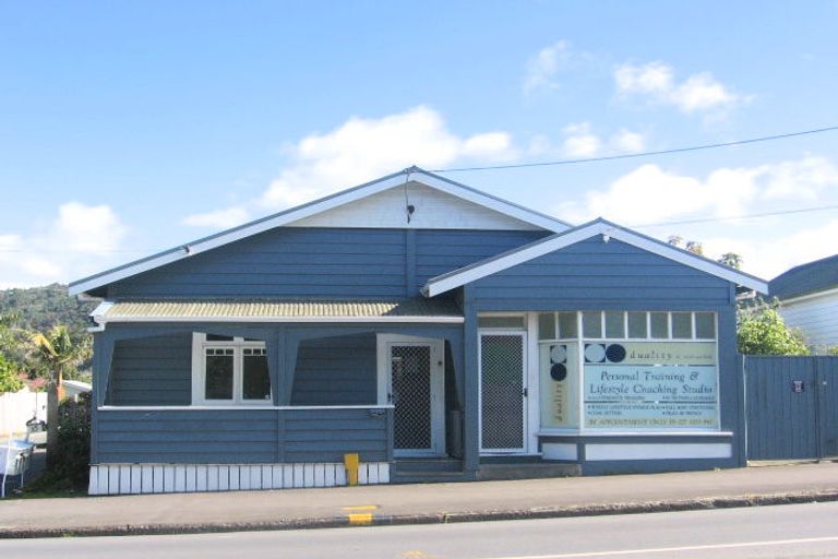 Photo of property in 37 Kamo Road, Regent, Whangarei, 0112