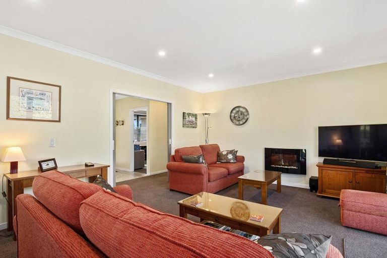 Photo of property in 30 Hammill Grove, Stoke, Nelson, 7011