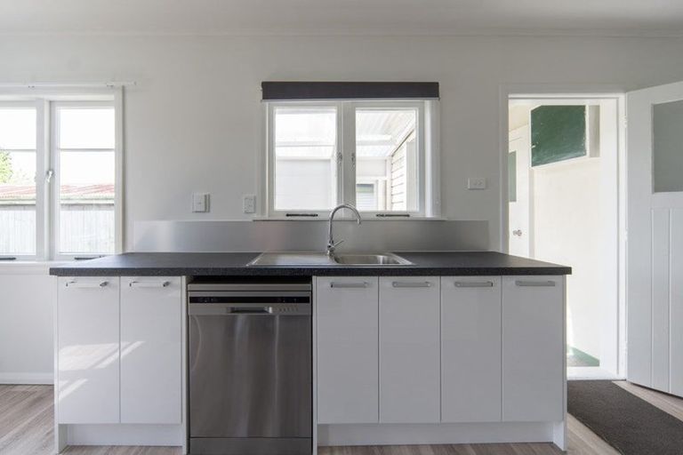 Photo of property in 53 Bader Street, Bader, Hamilton, 3206