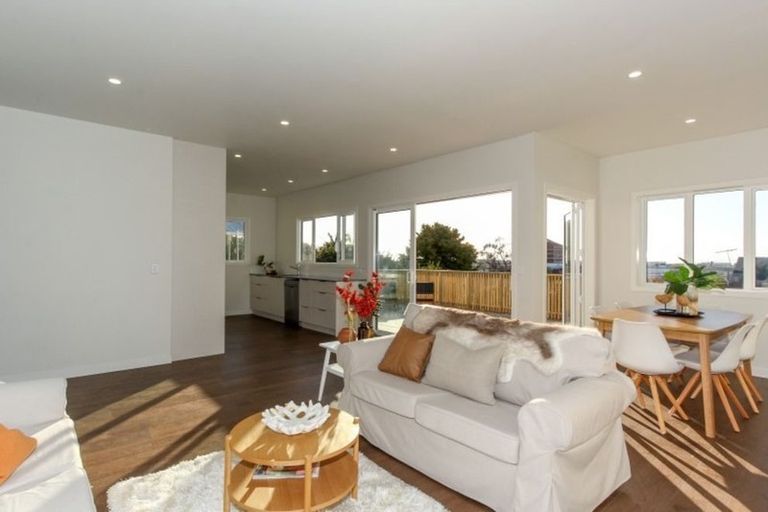 Photo of property in 125 Pendarves Street, New Plymouth, 4312